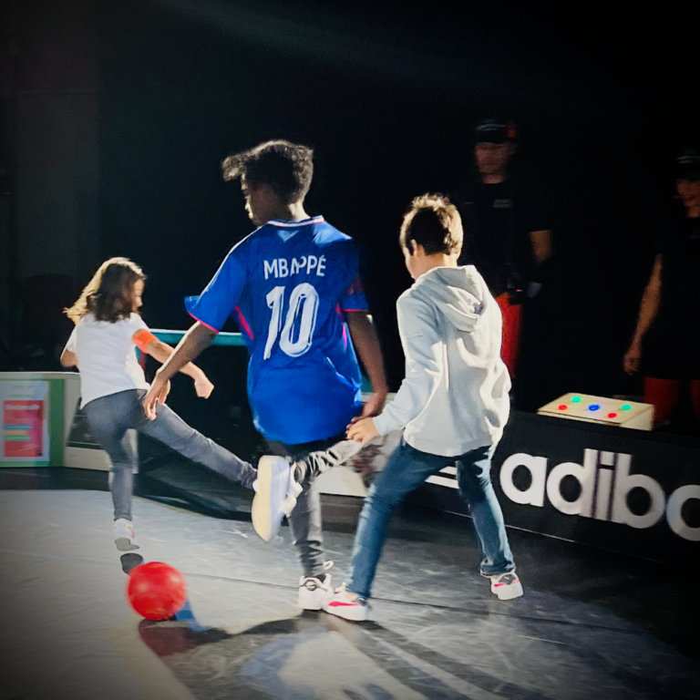 SNSCCR_VivenTrelcat_Sedan2